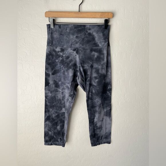 Lululemon Align High Rise Crop Diamond Dye Pitch Grey Size 8 - Picture 3 of 5